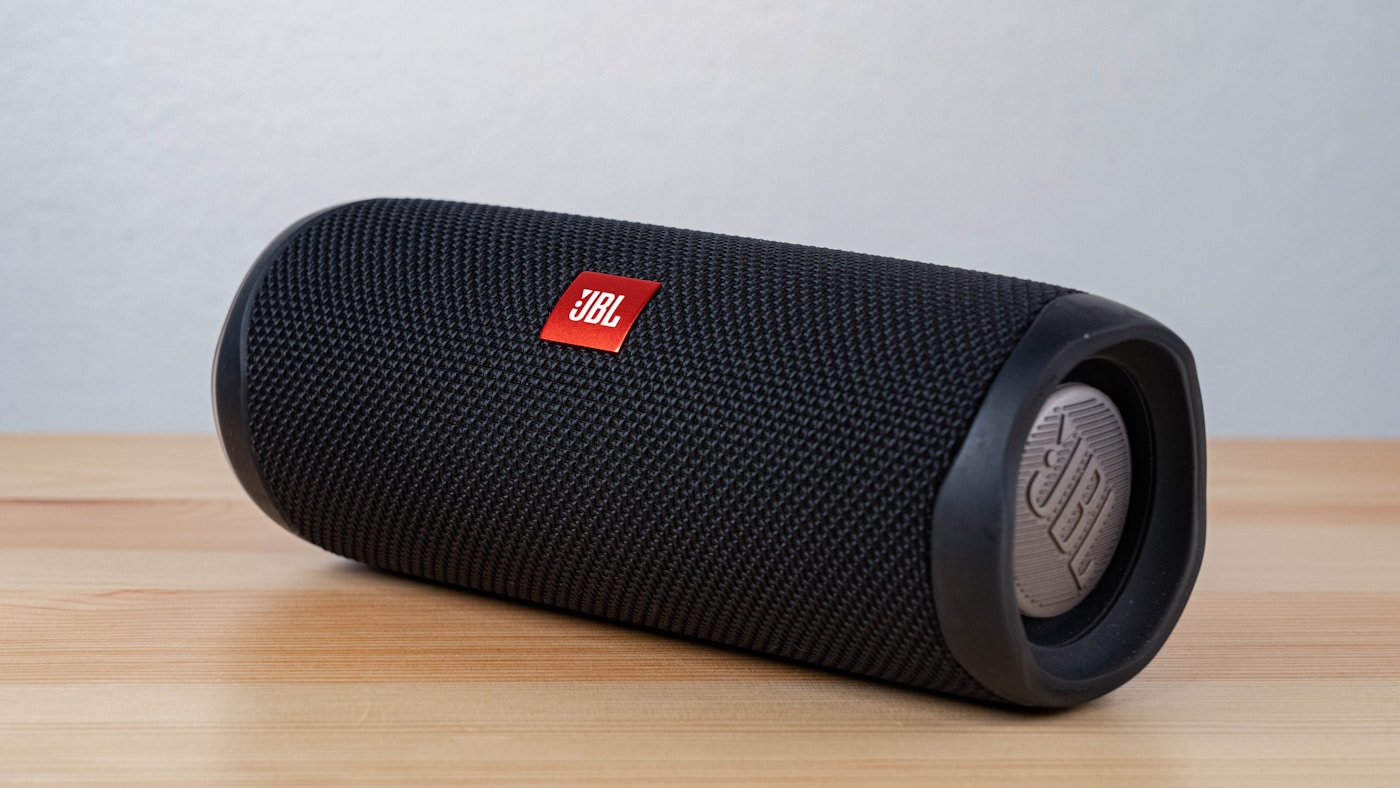 Bluetooth speaker ve teknoloji ürünleri